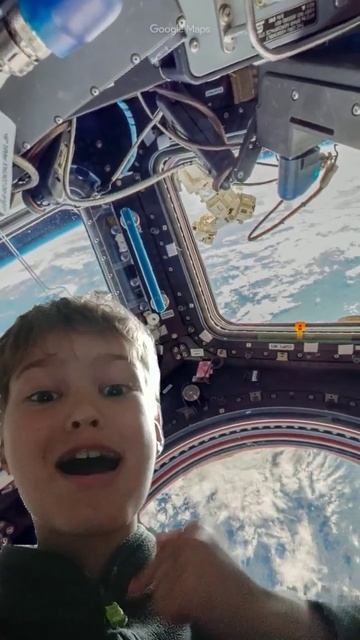 Я в космосе мой папа космонавт 😀😀 смотреть онлайн