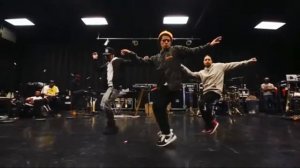 Bruno Mars - Finesse (The 60th Grammy) official dancer Michael Jackson 😲😲