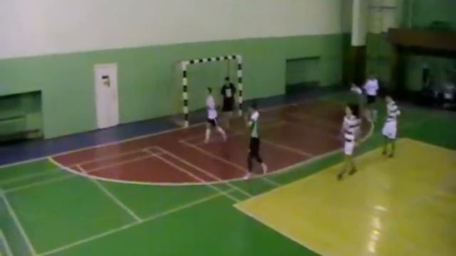 МФК Сатурн 0 - 4 Кремень (1 тайм) смотреть онлайн