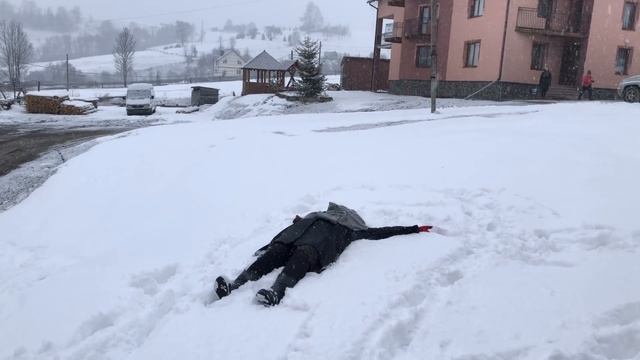 А в  Карпатах ще зима #Лісапетний батальйон
