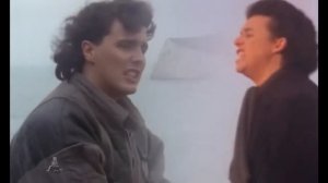 Tears for Fears - Shout music video Saiza Remix