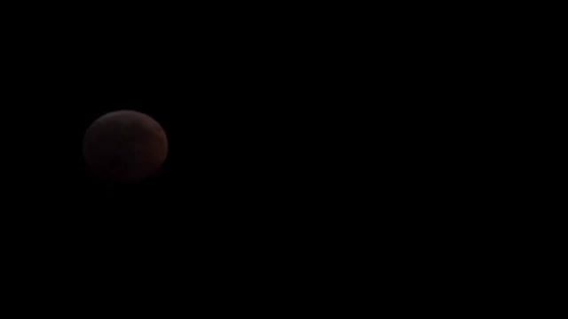 solstice eclipse - 12.20.10 смотреть онлайн
