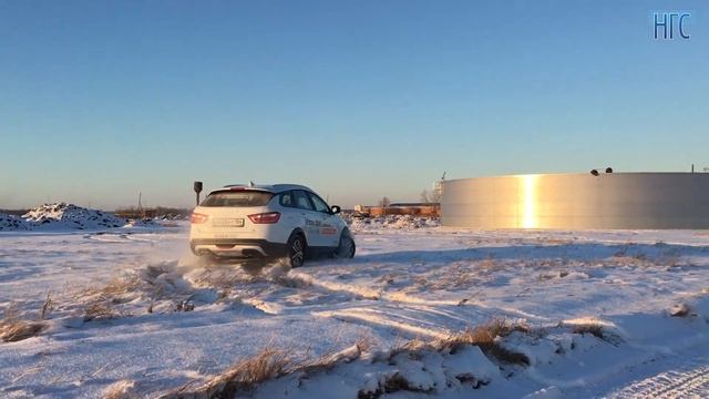 Lada Vesta SW Cross в полях