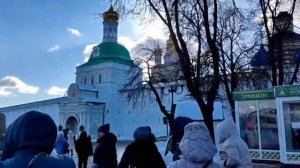 Двое святых рядом с Москвой.