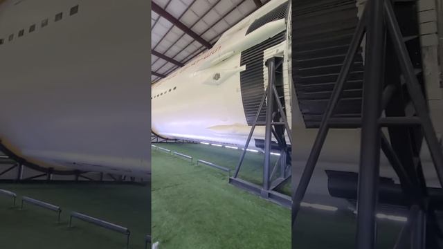 Saturn V Rocket at Johnson Space Center смотреть онлайн