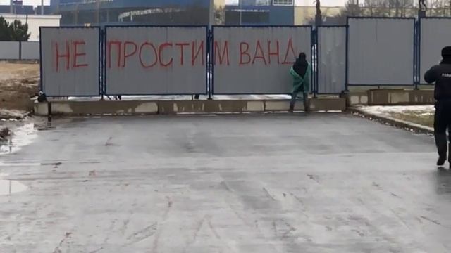 Полицейский произвол в отношении защитницы СКК Ларисы Лопаткиной смотреть онлайн