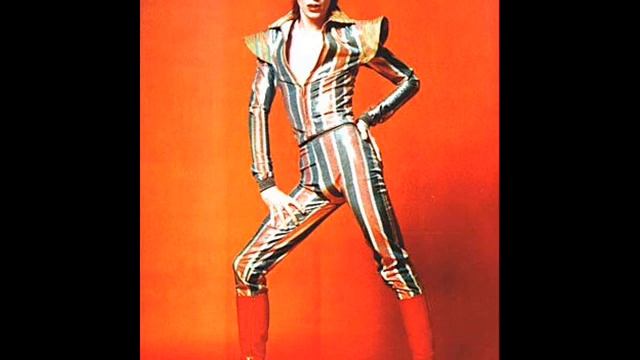 Ziggy Stardust - David Bowie (ACOUSTIC DEMO) смотреть онлайн