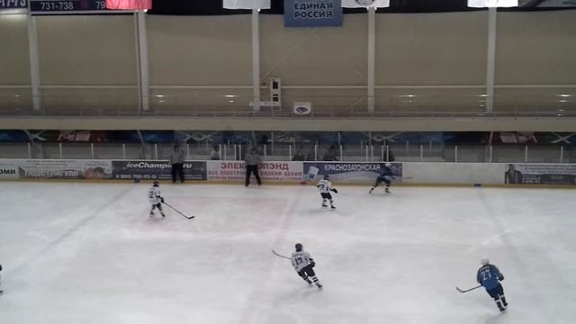 12.04.14 АУ-Комета. Травма Чмырикова смотреть онлайн