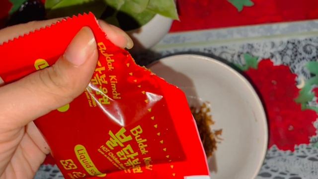 Hot and Spicy 🌶 Korean noodles banaya maine 😵😱❌ | korean buldak kimchi ramen noodles review 🤧 смотреть онлайн