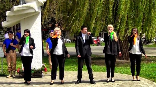 Шоу группа Вернисаж   Я верю друзья смотреть онлайн