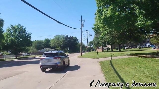 Поход в русский магазин в Далласе, Техас, США смотреть онлайн