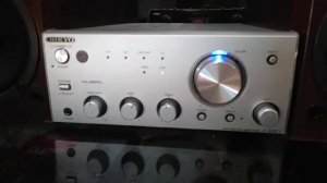 The Little ONKYO Amplifier