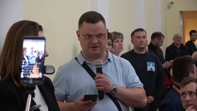 Эмоциональная дискуссия по поводу строительства Восточного объезда города длилась более двух часов. смотреть онлайн