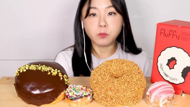 ASMR Cream Donut Mukbang 랜디스도넛 플러피도넛 디저트 먹방 🍩 크림빵 Bread Doughnut Dessert Eating donat roti ドーナツ смотреть онлайн
