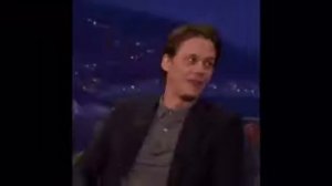 Билл Скарсгард Смех Пеннивайзера