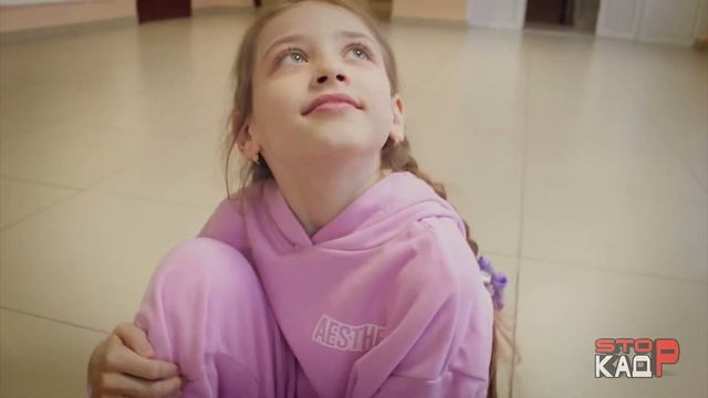 В свои руки и Уход по Английски смотреть онлайн