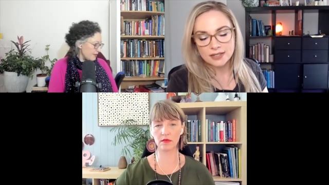 The Water Trio is BACK with a January – June 2022 Astrology Forecast смотреть онлайн