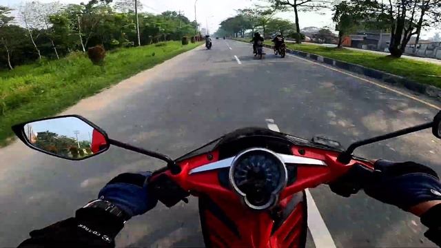 Jupiter mx vs rx-king !? Tak terima di salip 135 cc 4 tag!? rx- king nya auto bar bar gak ketulunga