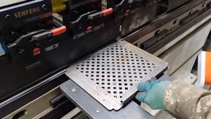 Гибка металлических деталей на ЧПУ станке