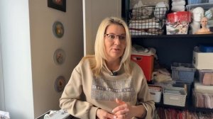 Ткань состарила и сшила из нее крошечные наряды!