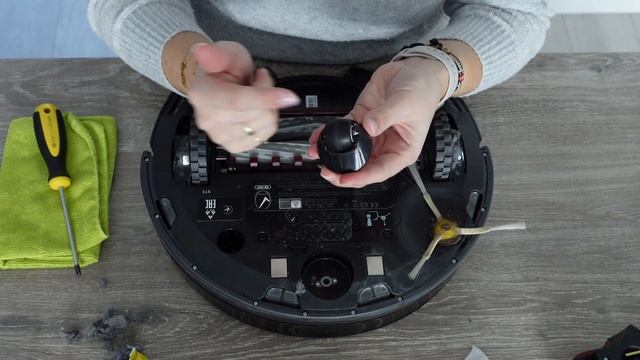 CLEAN WITH ME | iRobot Roomba schoonmaken | Hoe maak ik een robotstofzuiger schoon | DIDI VAN BERGE смотреть онлайн