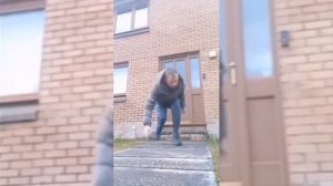 HELLO мир манера крутит мир