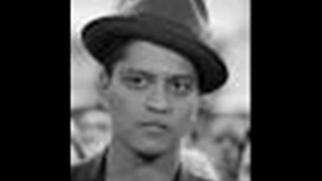 Bruno Mars the lazy song-cover by Layla смотреть онлайн