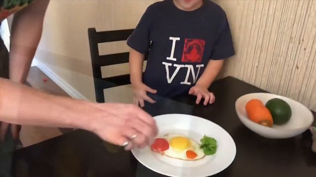 Вкусная Солнечная система смотреть онлайн