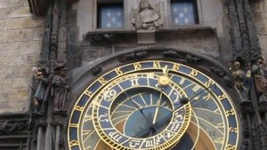 Прага  Часы на Староместской площади
