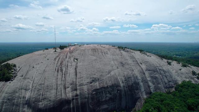 Hiking Georgia's Most Visited Attraction! (Stone Mountain) смотреть онлайн