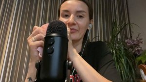 АСМР/ASMR слюнявый пальчик/чистка/липкие слюнявые звуки рта💦🥱❤️