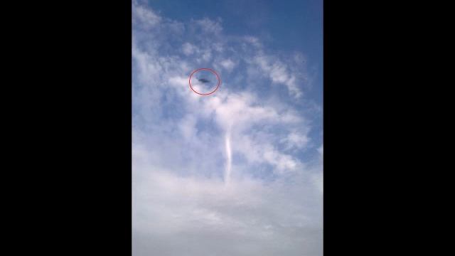 НЛО в Нягани школа №3 Июль 6, 2013 смотреть онлайн