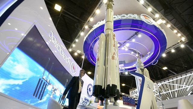 Для посадки "Орла" при возвращении с Луны и МКС выберут четыре района смотреть онлайн