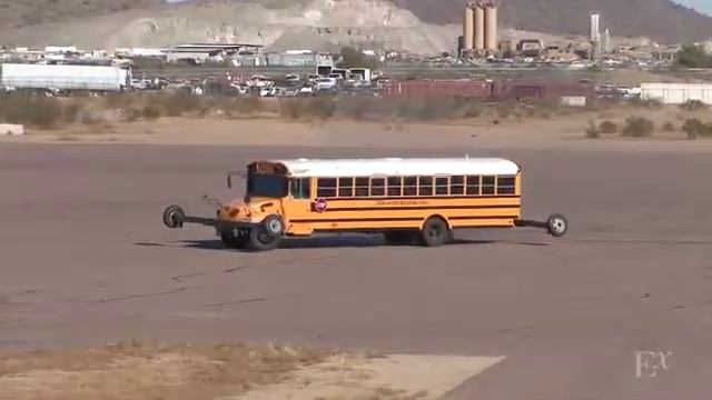 Дрифт на школьном автобусе смотреть онлайн