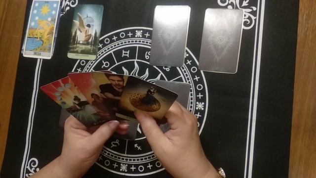 ВОДОЛЕЙ  КОРИДОР ЗАТМЕНИЙ 20 АПРЕЛЯ  5 МАЯ  ТАРО РАСКЛАД