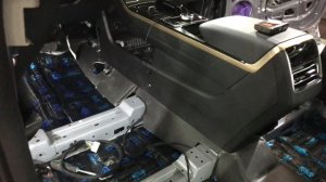 EXEED LX обзор шумозащиты в заводском исполнении и установка вибро- шумоизоляционных материалов SGM.