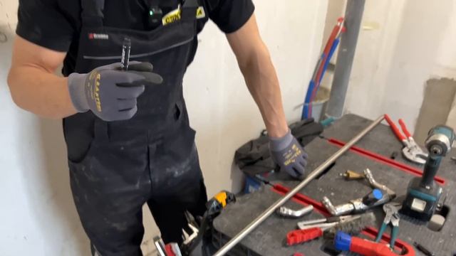 Сантехнические работы в квартире от А до Я смотреть онлайн