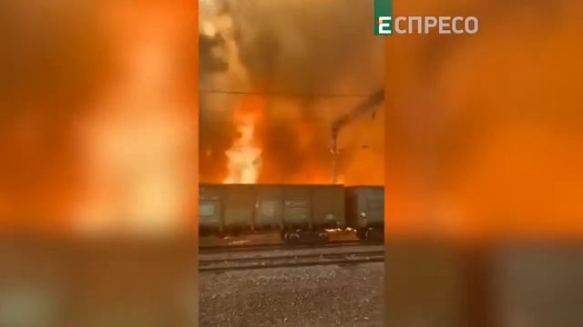 Fire near a Railway Depot in Russia смотреть онлайн