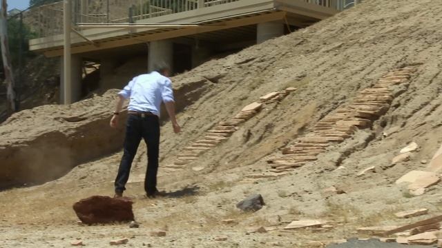 NASA's Curiosity Mars rover up close - BBC Click смотреть онлайн