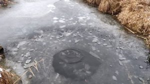 🔥ВЗРЫВАЕМ ЛЕД БОЛЬШИМИ ПЕТАРДАМИ ❄️ РАЗНЕСЛО ЛЁД В КЛОЧЬЯ 🔴ВЗРЫВАЕМ ПЕТАРДЫ НА ЛЬДУ И ПОДО ЛЬДОМ❄️