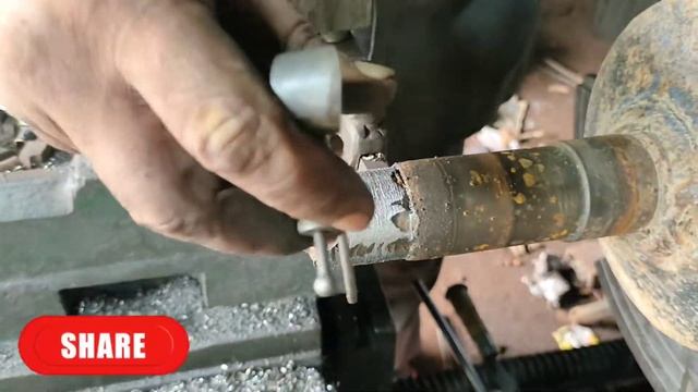 Threading in Tractor Disc Plough Shaft// ट्रैक्टर डिस्क हैरो शाफ्ट रिपेयरिंग