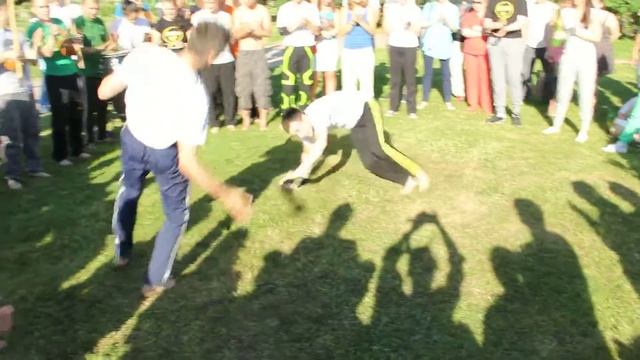 TaRusso + Саша Каптельцев смотреть онлайн