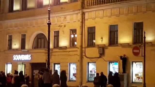 Это Питер, детка! Уличный музыкант смотреть онлайн