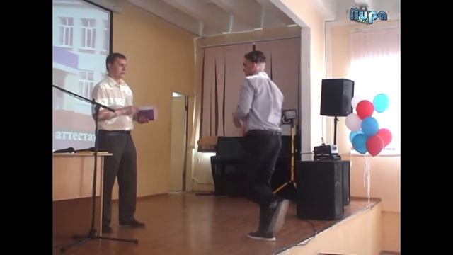 Тамбов. Лира. Вручение аттестатов выпускникам девятых классов, 2018 год смотреть онлайн