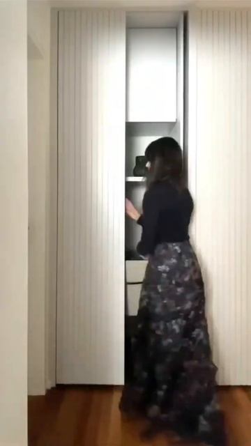 SMART HOME FURNITURE, FOLDABLE BED #SHORTS смотреть онлайн