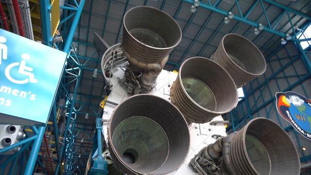 Kennedy Space Center Saturn V WOW!!! смотреть онлайн