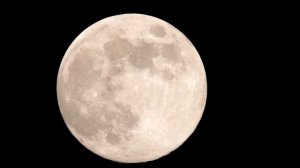 Almost Full Moon @Gotanda,Tokyo