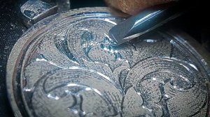 гравировка пневмоштихелем. ГМ-1. процесс выборки фона орнамента.