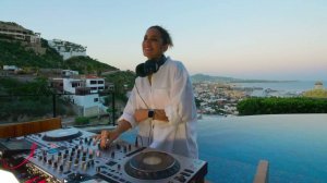 Huilen | Cabo San Lucas Sunset Vibes Organic House & Afro House at a Luxury Villa