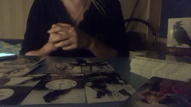 Знакомство.Расклад на Таро 